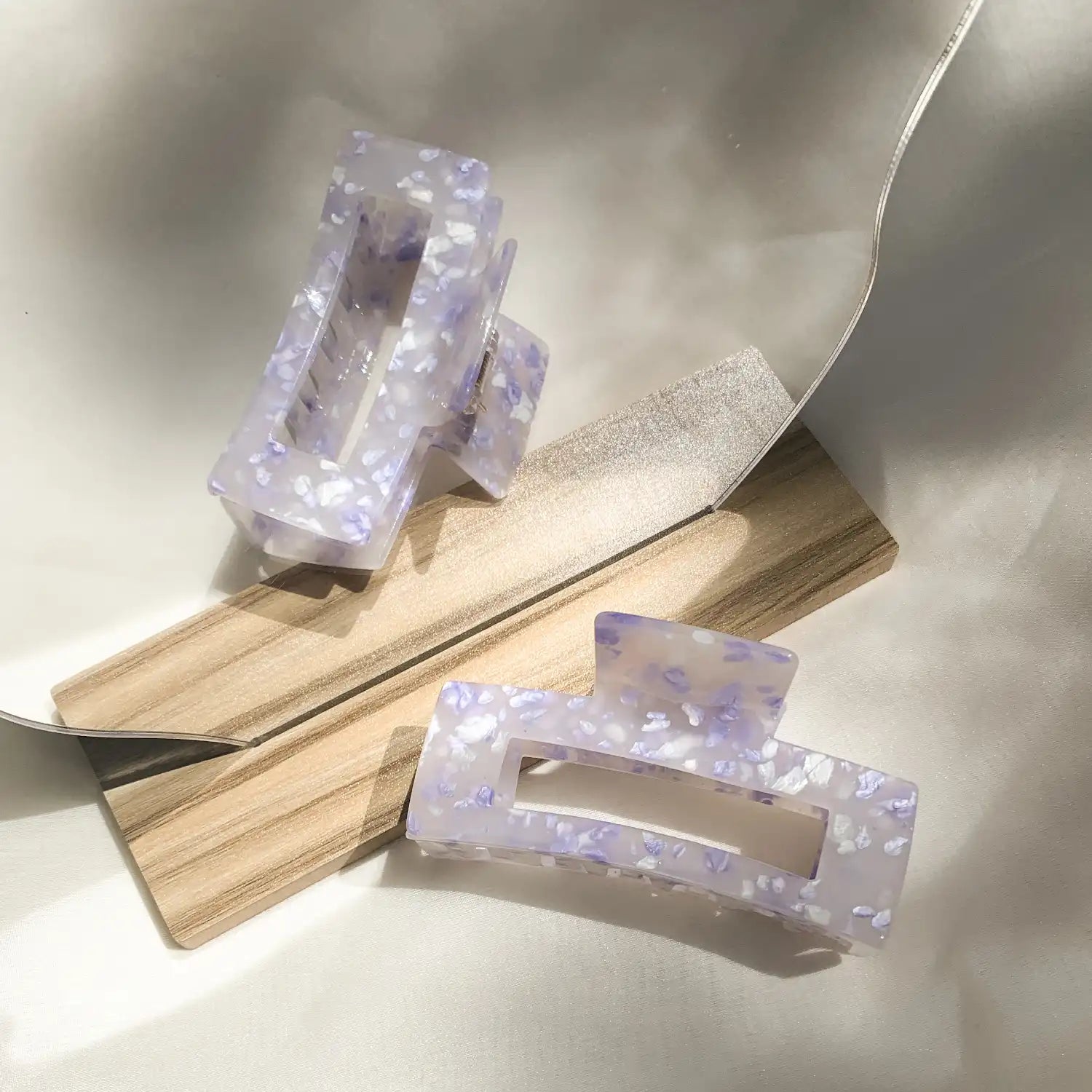 LEVI HAIRCLIP-1